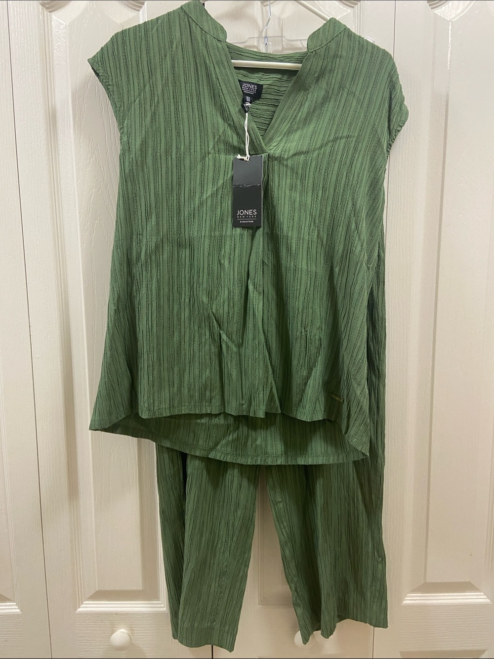 Jones New York Olive Green Wide-Leg Two-Piece Set